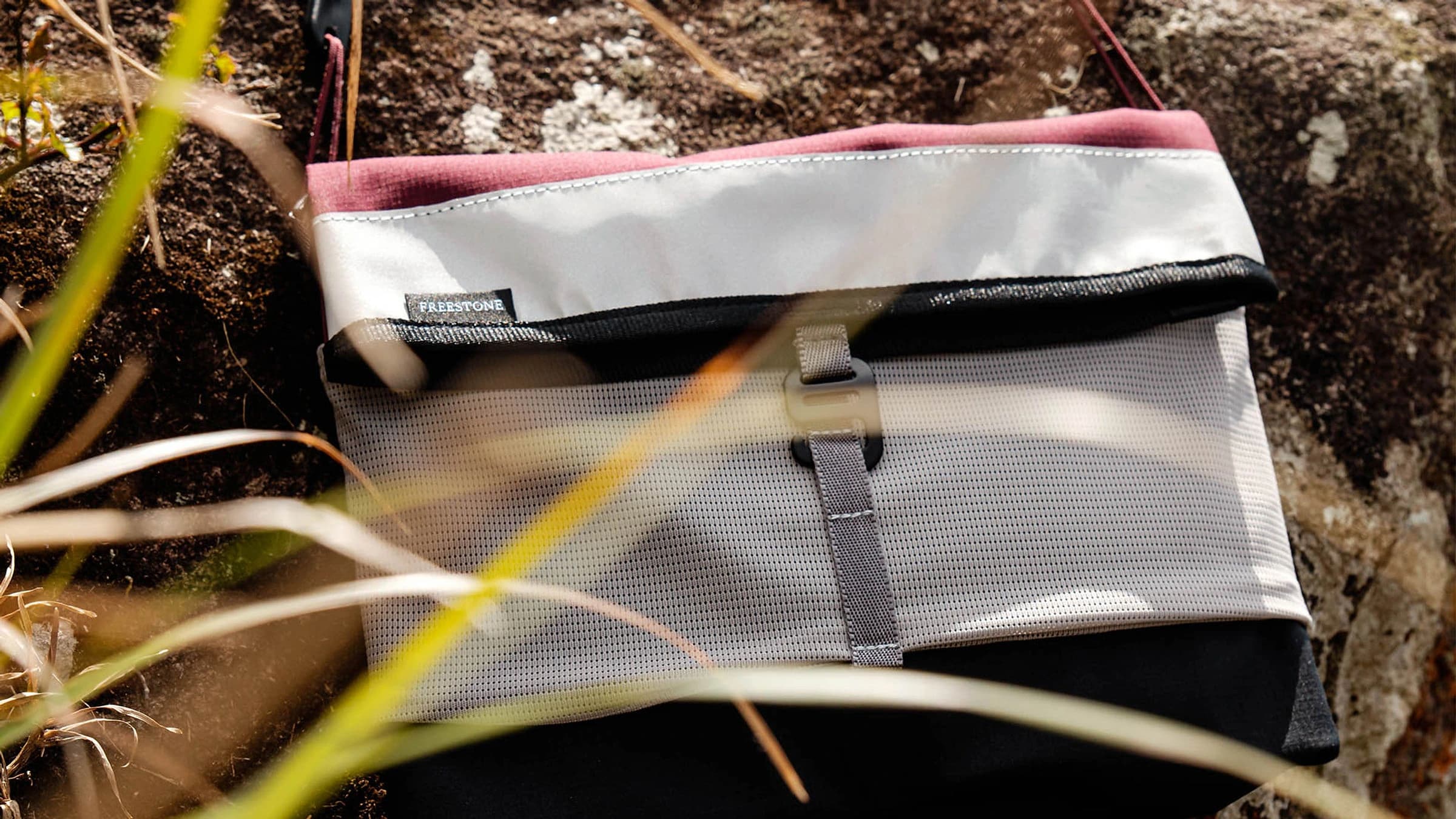 SA-1 反光斜背包